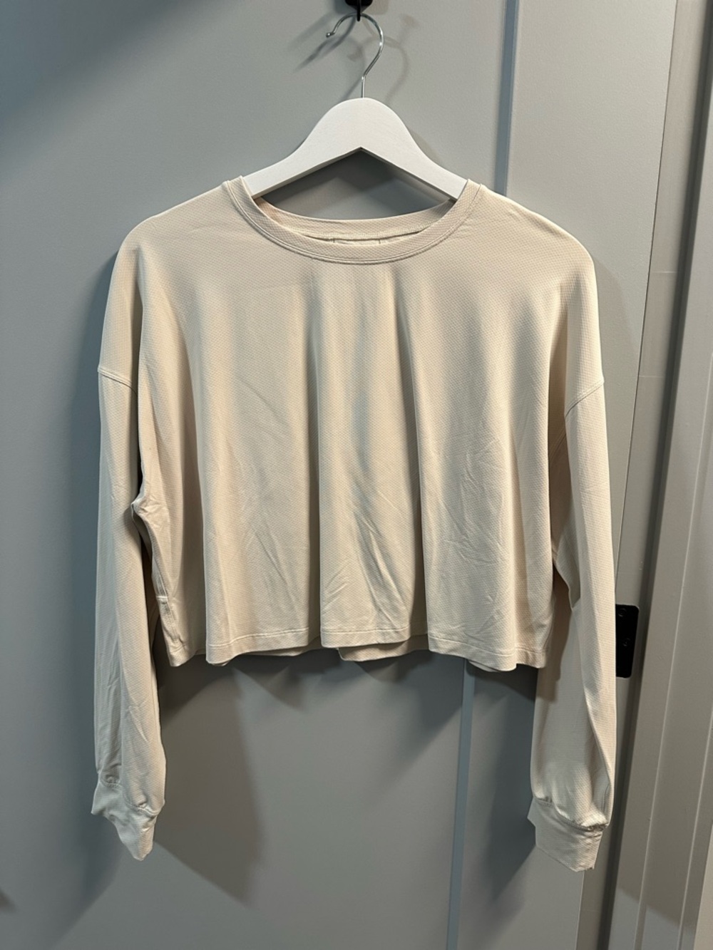 lululemon athletica Cropped Long-Sleeve Crewneck Top - Cream